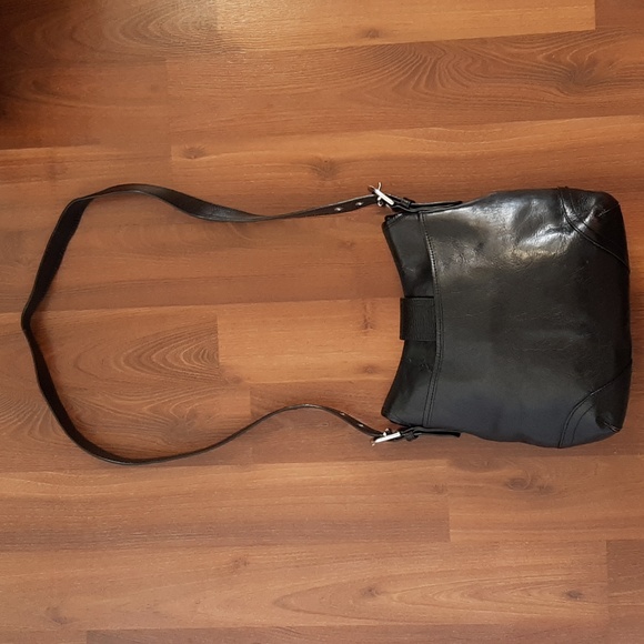 2/$50 DANIERE Genuine Leather Crossover Bag - Picture 4 of 16